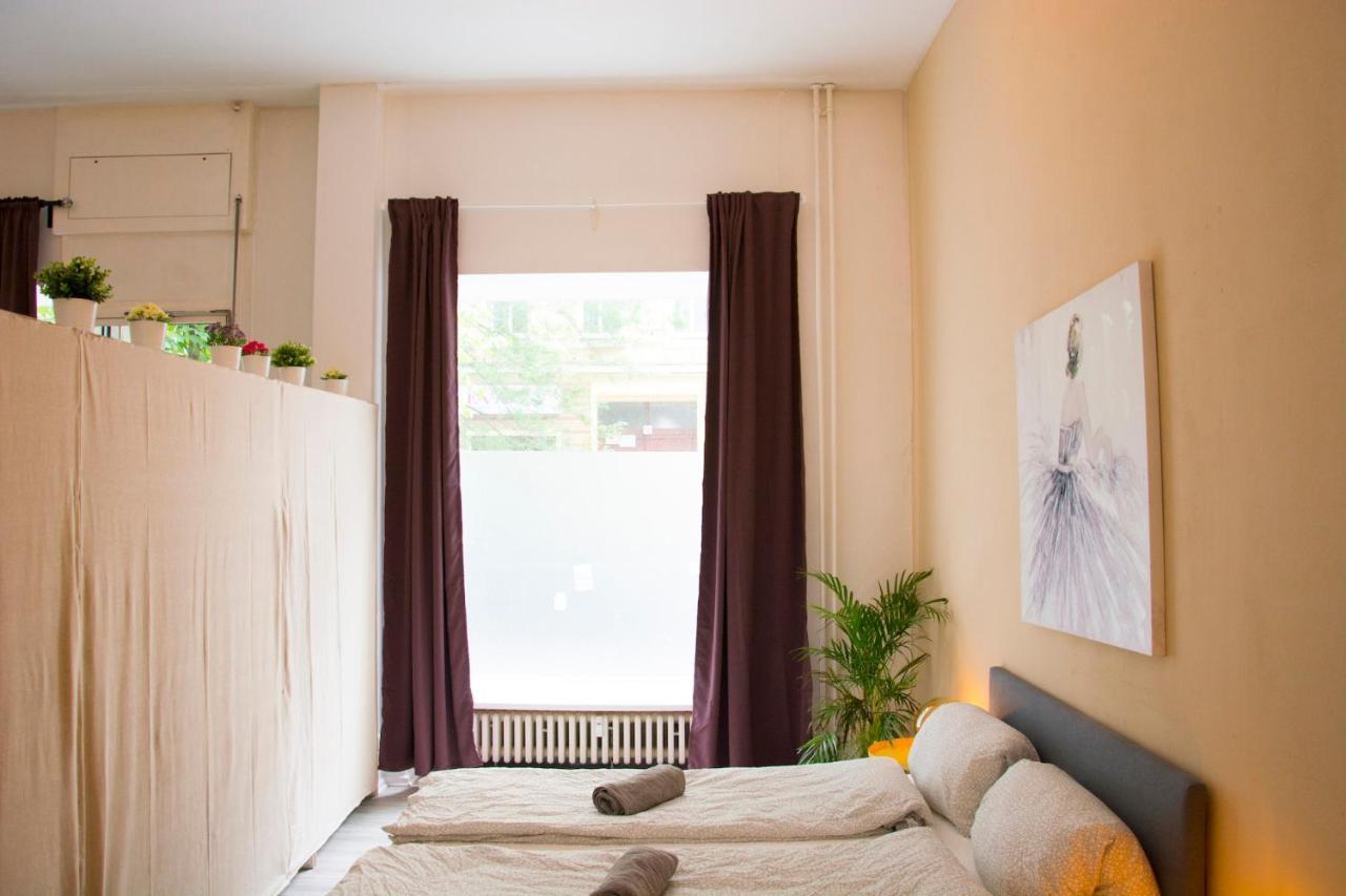 Moabit Family Apartment Berlin Eksteriør billede